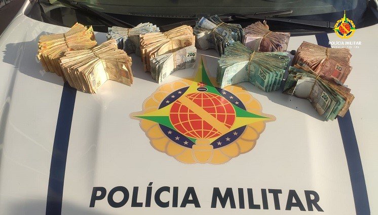 dinheiro apreendido pela PM