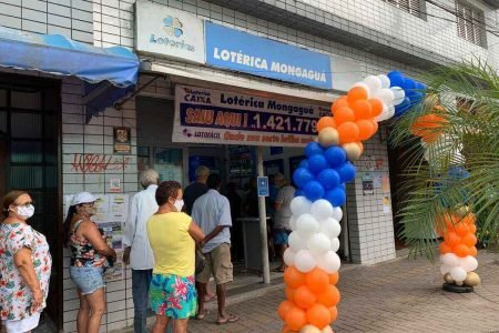 Muitos apostadores e curiosos procuraram a Lotérica Mongaguá nesta segunda-feira (21/3)