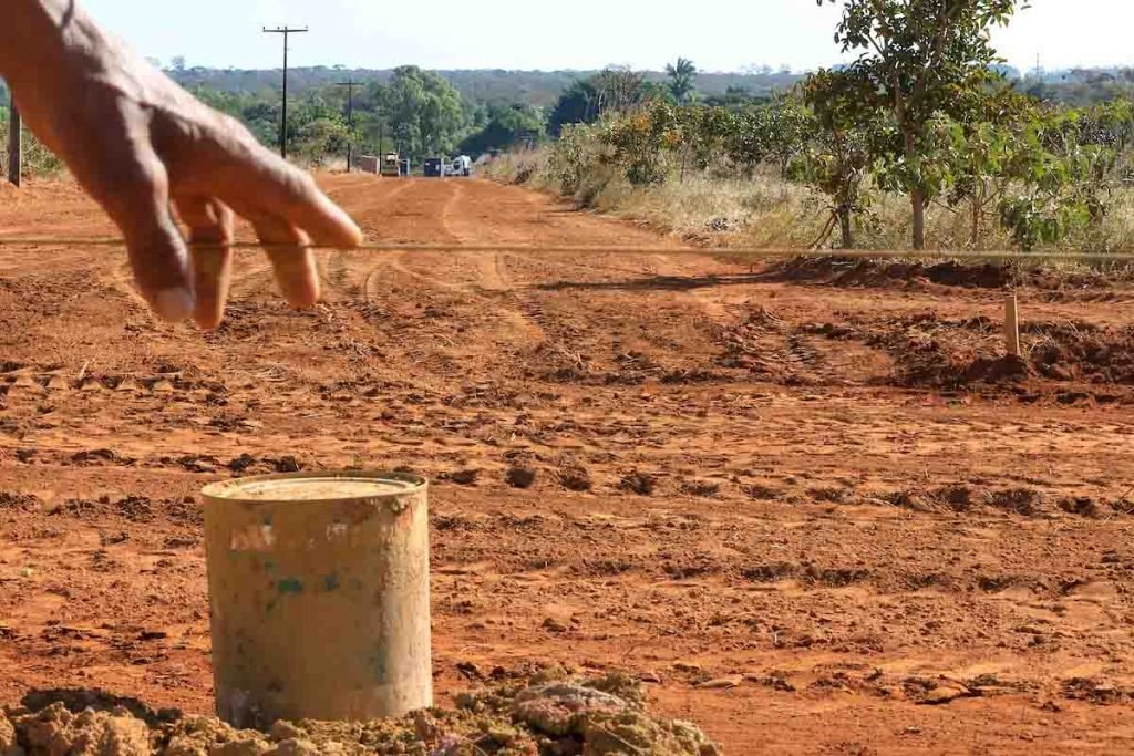 Invasão de terra na região entre a fazenda Santa Prisca e DF 001 no km 41