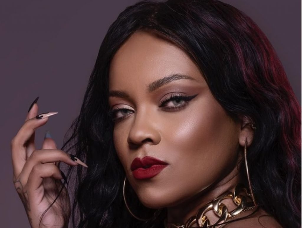 Sósia de Rihanna