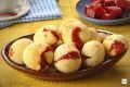 pão de queijo com goiabada