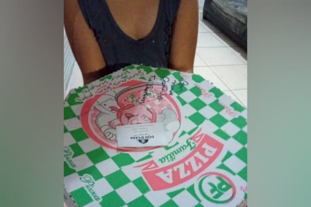 Duas pizzarias quiseram ajudar menina