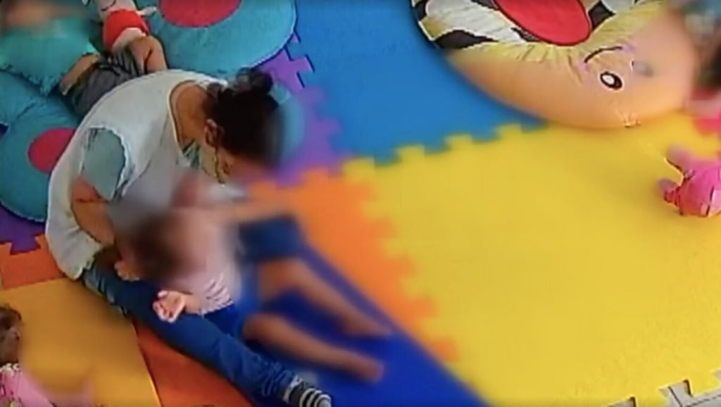 Escola fica no bairro Boqueirão, em Praia Grande, no litoral de São Paulo