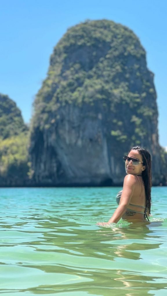 Anitta comemora o seu aniversário de 29 anos nesta quarta-feira (30/3)