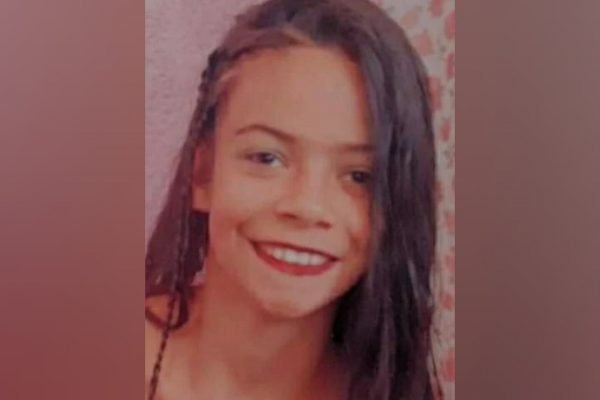 Lara Maria Oliveira Nascimento, 12 anos, foi assassinada com ao menos quatro golpes de martelo ou picareta