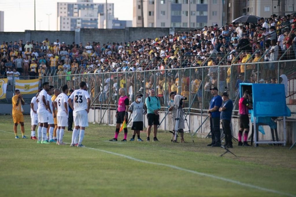 Football Champs em COQUINHOS