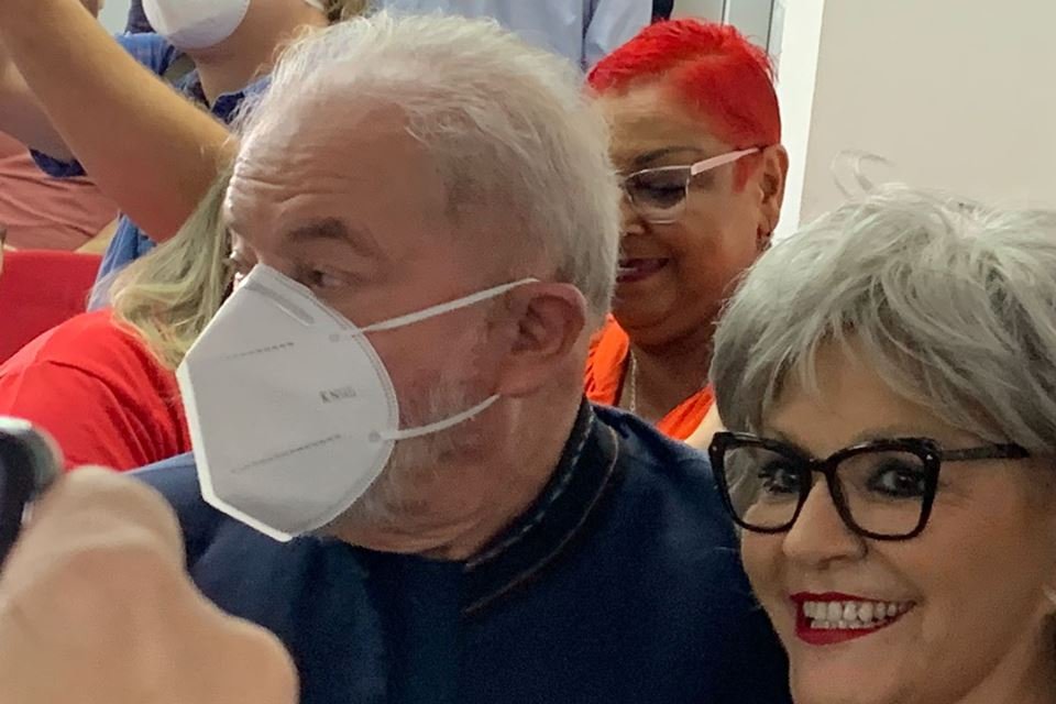 Lula com sindicalistas da CUT