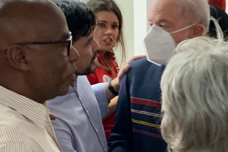 Lula com sindicalistas da CUT