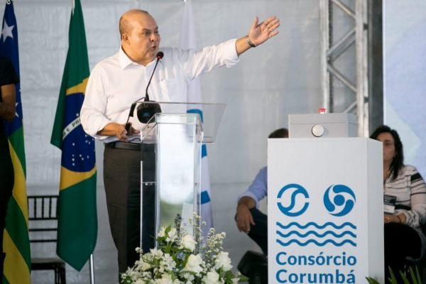 Governador do DF, Ibaneis Rocha, discursa em inauguração da Corumbá IV, em Luziânia - Metrópoles