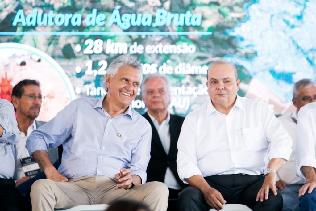 Governadores Ibaneis Rocha e Ronaldo Caiado durante inauguração da Corumbá IV - Metrópoles