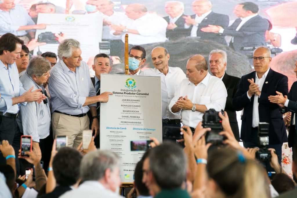 Governadores Ibaneis Rocha e Ronaldo Caiado durante inauguração da Corumbá IV - Metrópoles