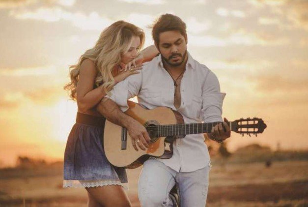 Rafa Kalimann, influenciadora e ex-bbb. Ela tem longos cabelos claros e olhos verdes- Metrópole