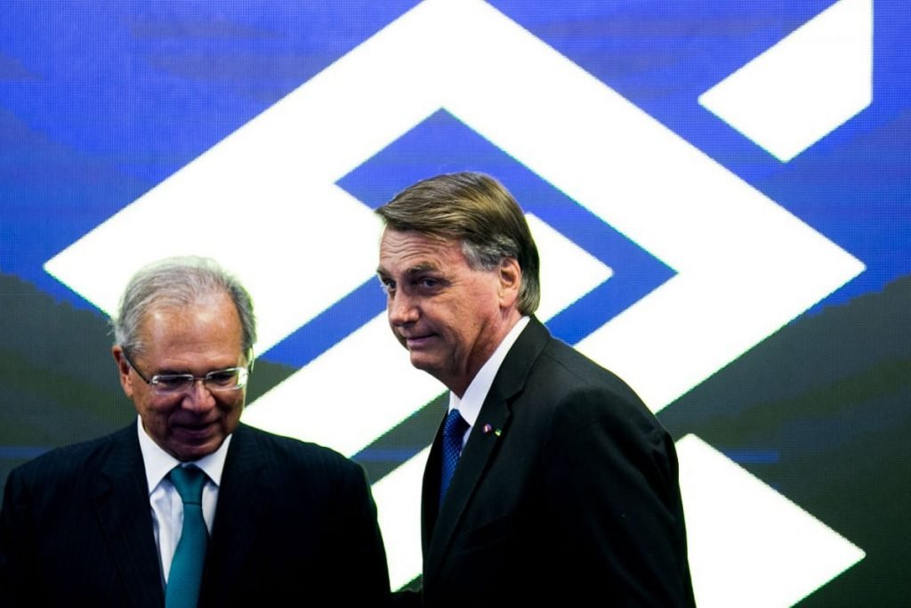 Presidente Bolsonaro ao lado do ministro da Economia Paulo Guedes participa do lançamento do programa do Banco do Brasil, Antecipa Frete - Metrópoles