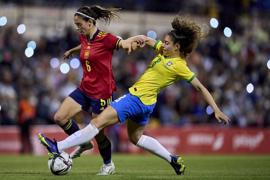 Brasil x Espanha, o duelo que não tem nada de amistoso - Placar - O futebol  sem barreiras para você