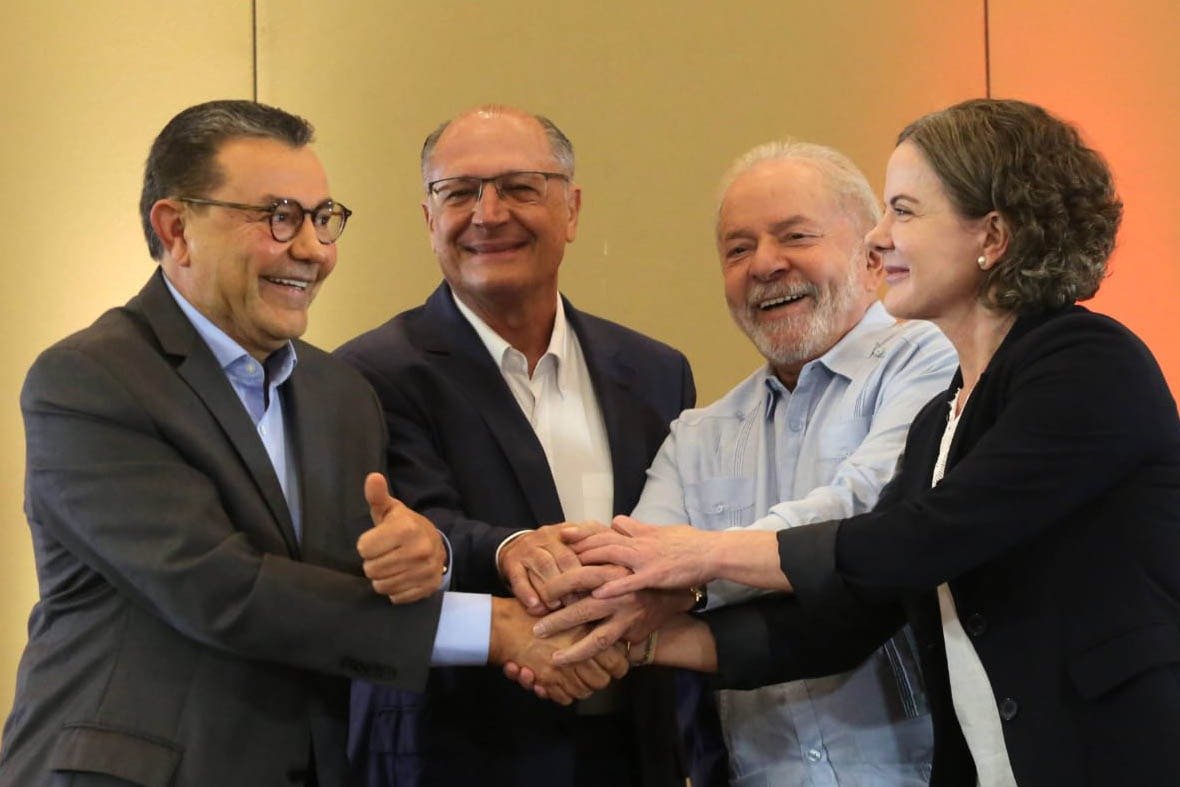 Em São Paulo, PSB oficializa nome de Alckmin como vice de Lula