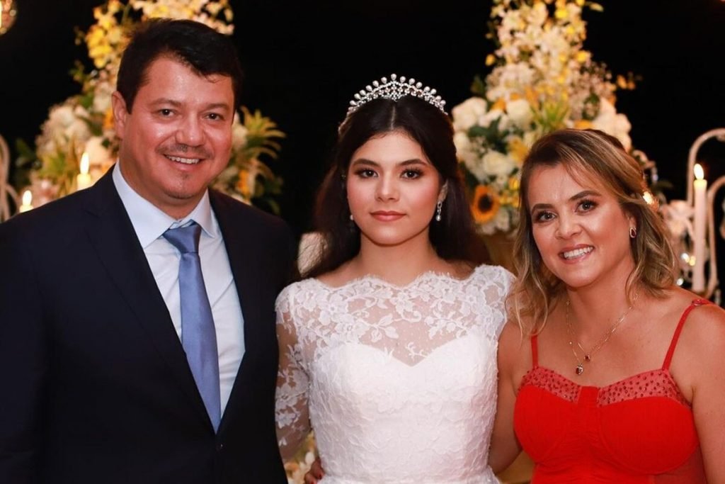 Giullia Marchetti e Matheus Borges se casam pela terceira vez, agora em uma cerimônia milionária (Reprodução: Instagram)