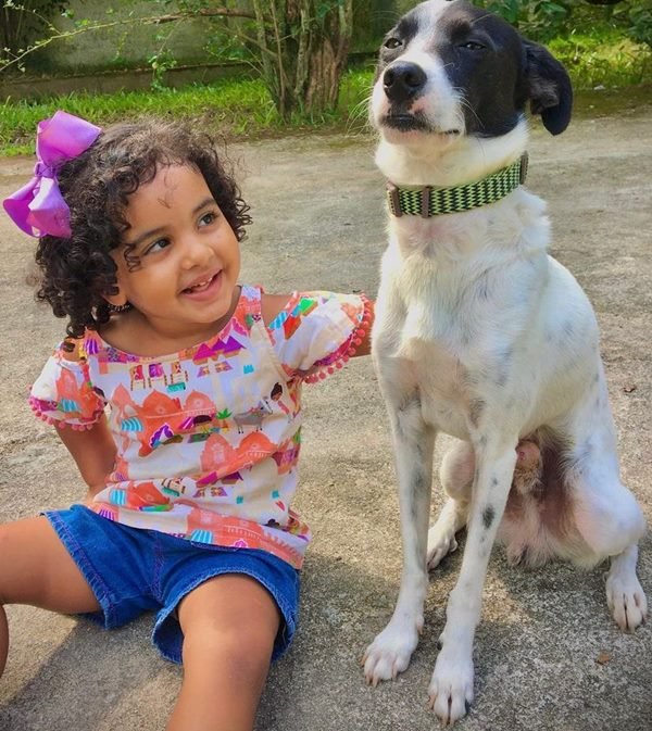 foto colorida de Letícia e Francisco