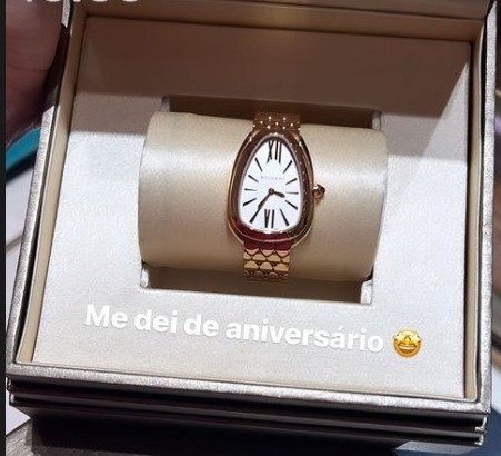 Virgínia Fonseca comprou um presente de aniversário e ostentou o mimo na web