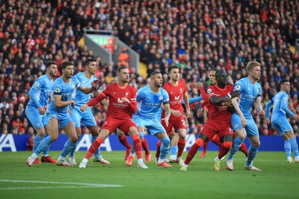 Empate entre Manchester City e West Ham deixa título inglês em aberto