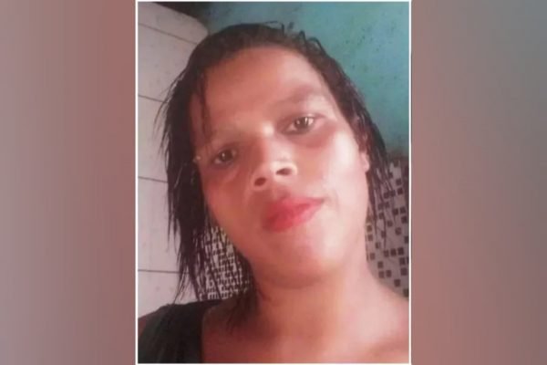 Angélica Rodrigues, 26 anos, estava cozinhando com combustível quando sofreu o acidente em São Vicente, no litoral de São Paulo