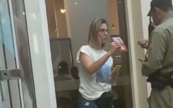 entregador ifood delegada gabriela adas goiania