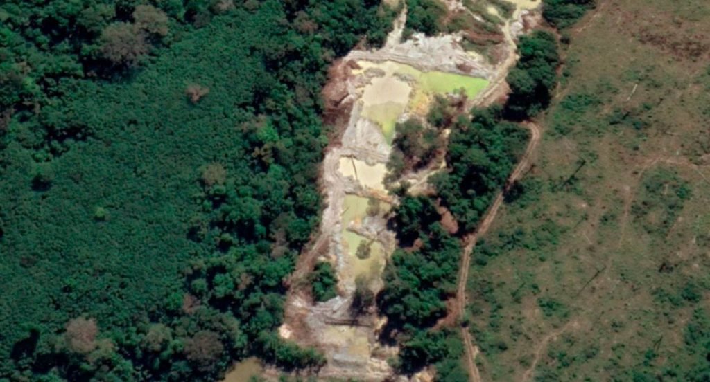 Foto aérea mostra região de garimpo ilegal solicitada por parceiro de ex-presidente do ICMBio - Metrópoles