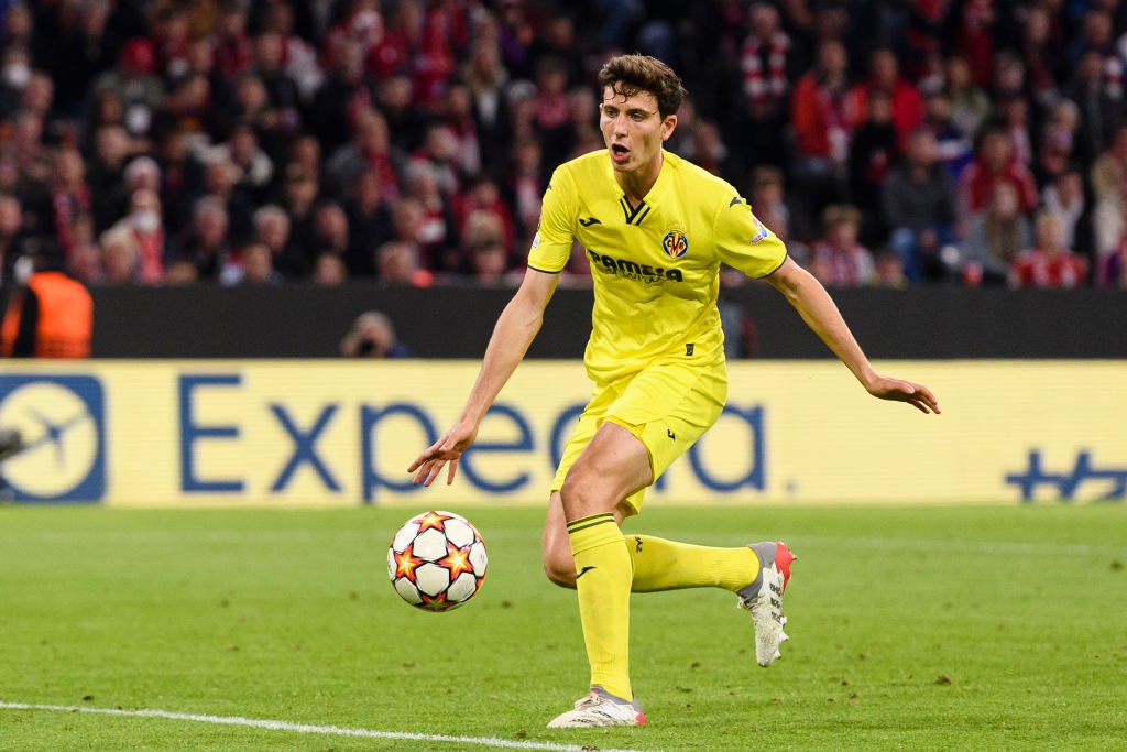 Paul Torres, zagueiro espanhol que atua pelo Villarreal, em partida contra o Bayern de Munique