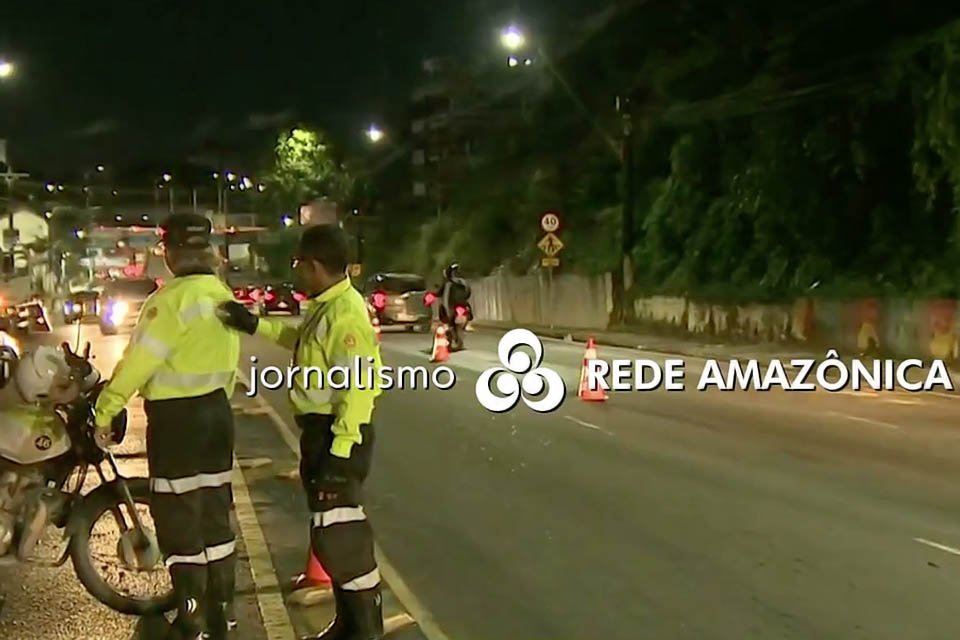 Coçada no encerramento de telejornal da Rede Amazônica (afiliada da Globo em Manaus) viraliza