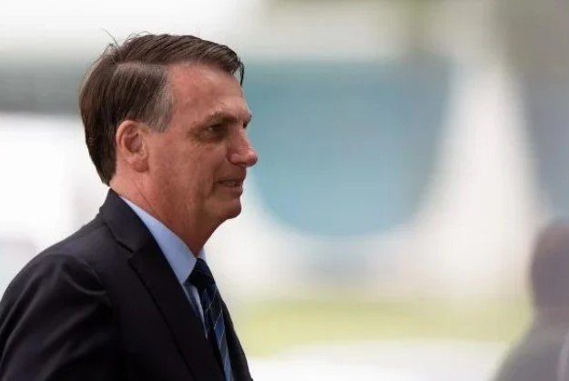 Bolsonaro recua em ataques a Barroso e fala em normalidade na