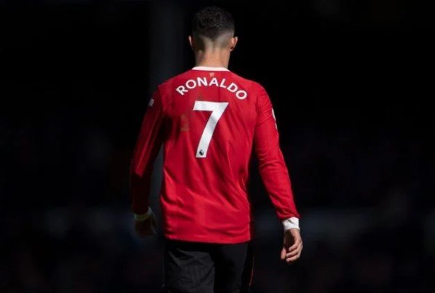 Filho de Cristiano Ronaldo troca Manchester United pelo Real