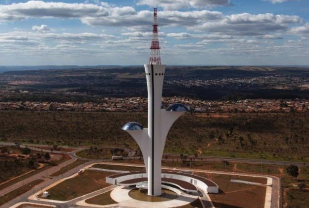 Torre de TV Digital, localizada em Brasília - Metrópoles