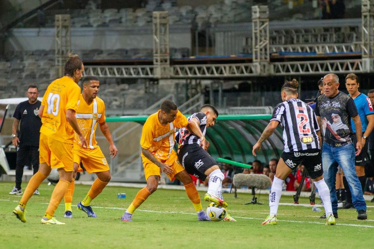 Football Champs em COQUINHOS