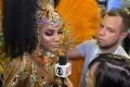 Mayara Lima, a princesa da bateria da escola Paraíso do Tuiutii, dá entrevista para a Rede Globo