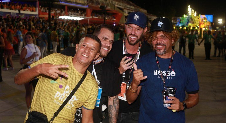 Ex-morador de Rua Givaldo Alves no Nosso Camarote