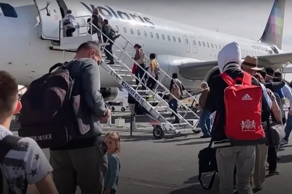 Refugiados da Ucrânia vão para os EUA via México