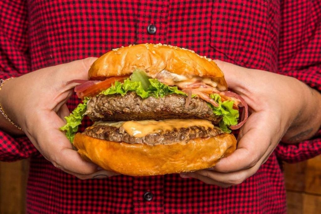 O carioca T.T Burger, abriu duas unidades em São Paulo