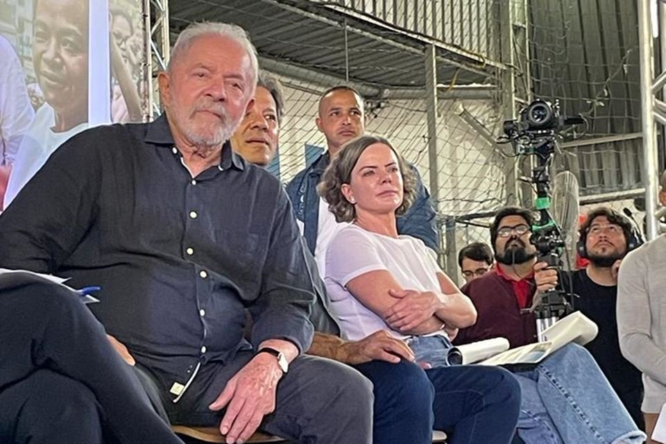Lula em evento com mulheres, em Brasilândia, zona norte de São Paulo