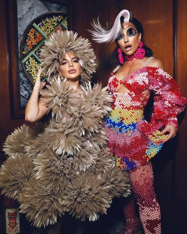 Gkay e Sabrina Sato no Baile da Vogue 2022