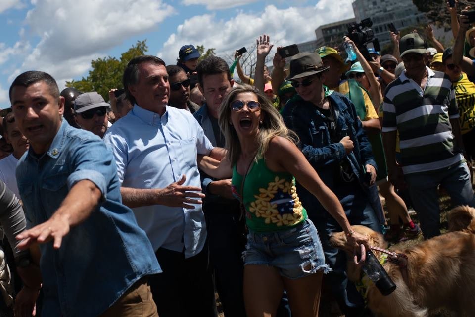 Manifestação na Esplanada em apoio a Bolsonaro