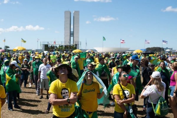 Manifestação na Esplanada em apoio a Bolsonaro