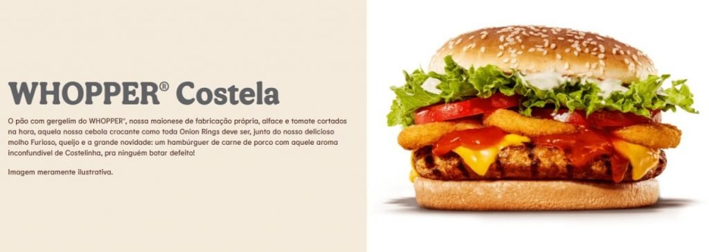 Sanduíche do Burguer King, WHOPPER-Costela, em banner publicitário que explica que nele não há costela, e sim um aroma do corte - Metrópoles