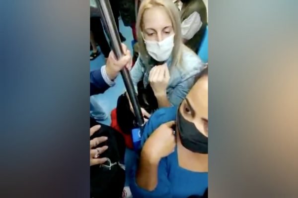 Polícia investiga caso de racismo que ocorreu em um vagão da Linha 1-Azul do Metrô São Paulo