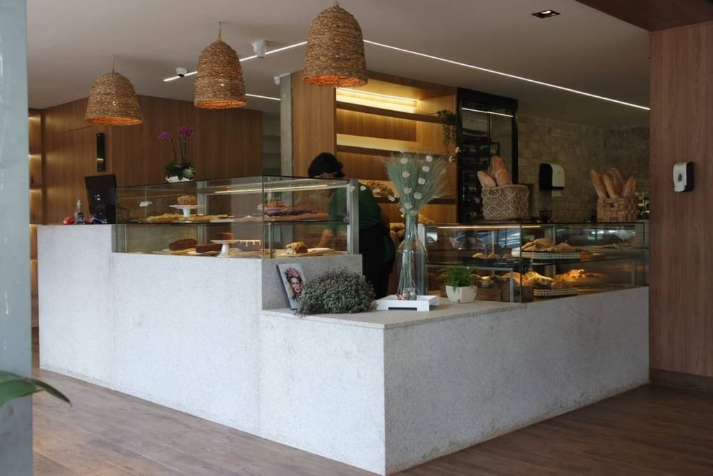 foto de balcao de cafeteria