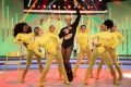 Rodrigo Faro se veste de Dua Lipa no quadro Dança, Gatinho (Foto: Edu Moares/Record TV)