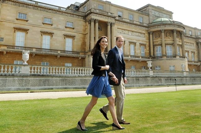 Príncipe William o lado da esposa Kate Middleton - Metrópoles