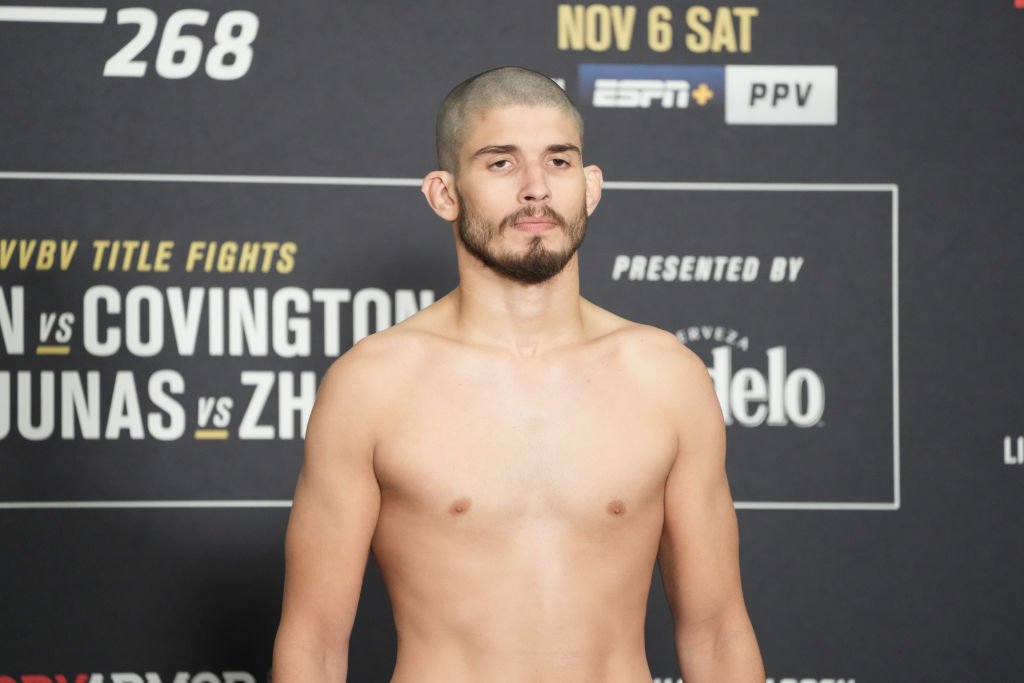 UFC dispensa atletas em lista com ex-campeão e lutador que nem estreou