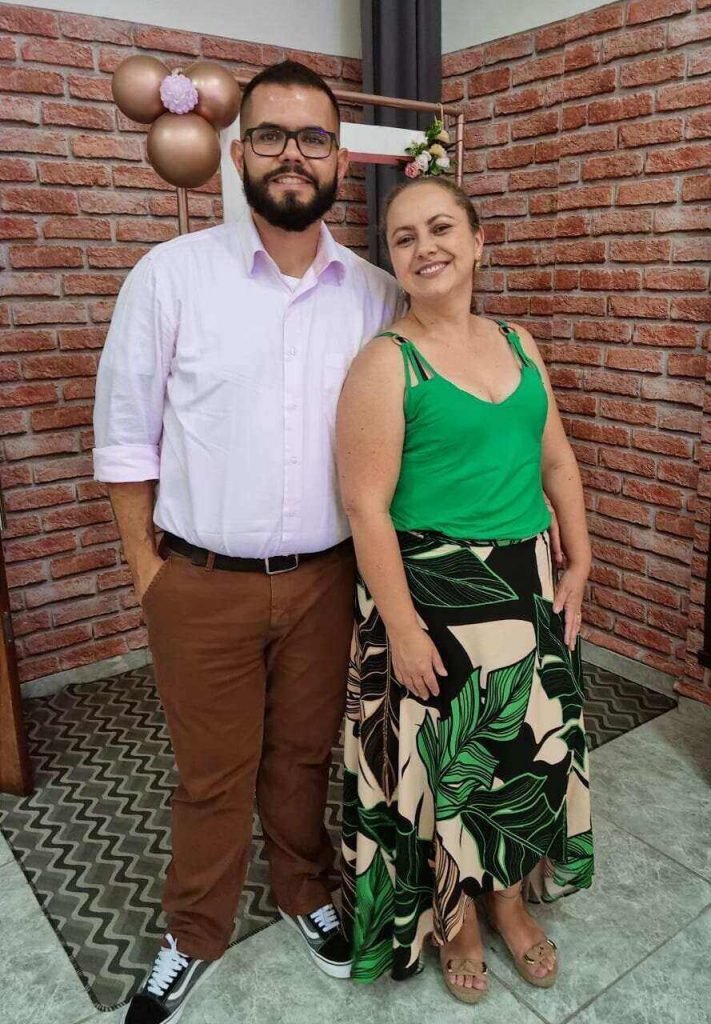 Após pedido médico, Rodrigo emagreceu 40 quilos e Elen 20, agora o casal faz uma vaquinha para a primeira tentativa de FIV
