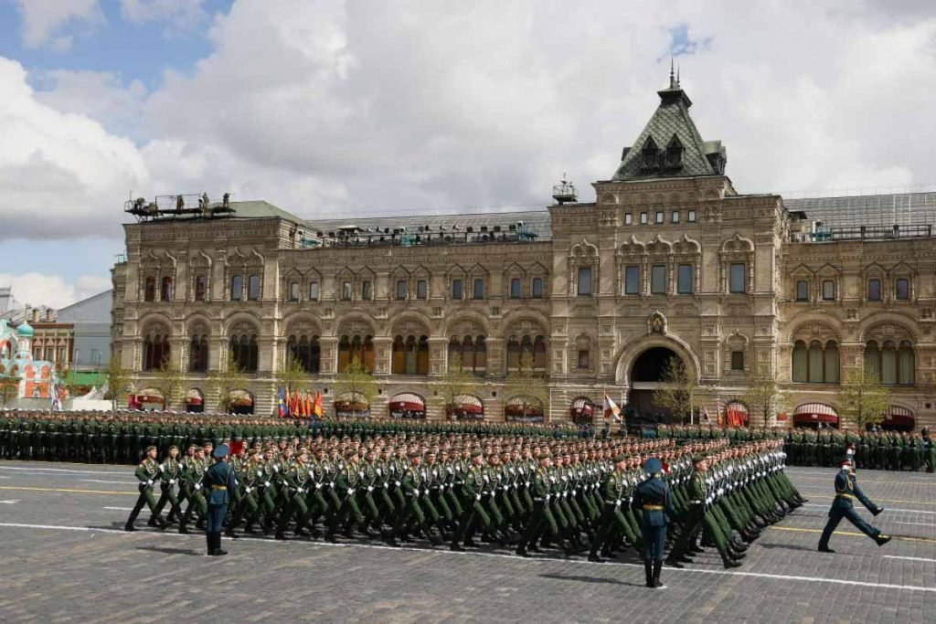 Putin compara invasão da Ucrânia à vitória sobre nazistas na 2ª guerra