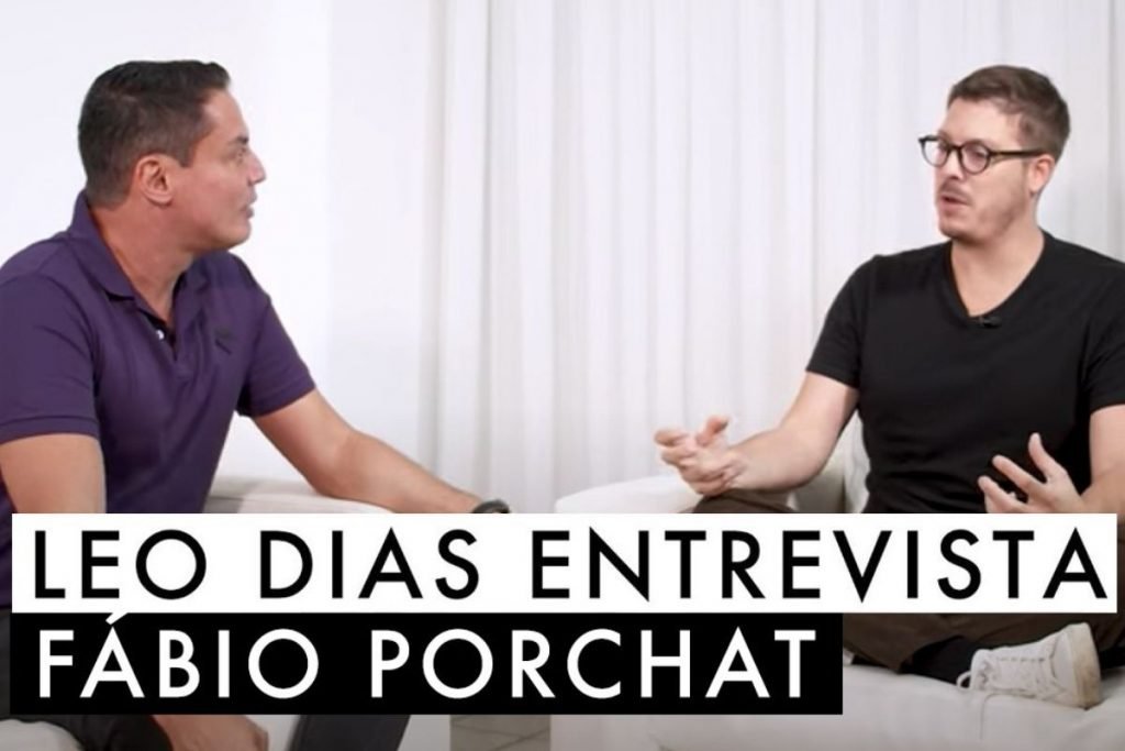 Porchat fala de Record, política e limite de humor: “Rir de quem bate”