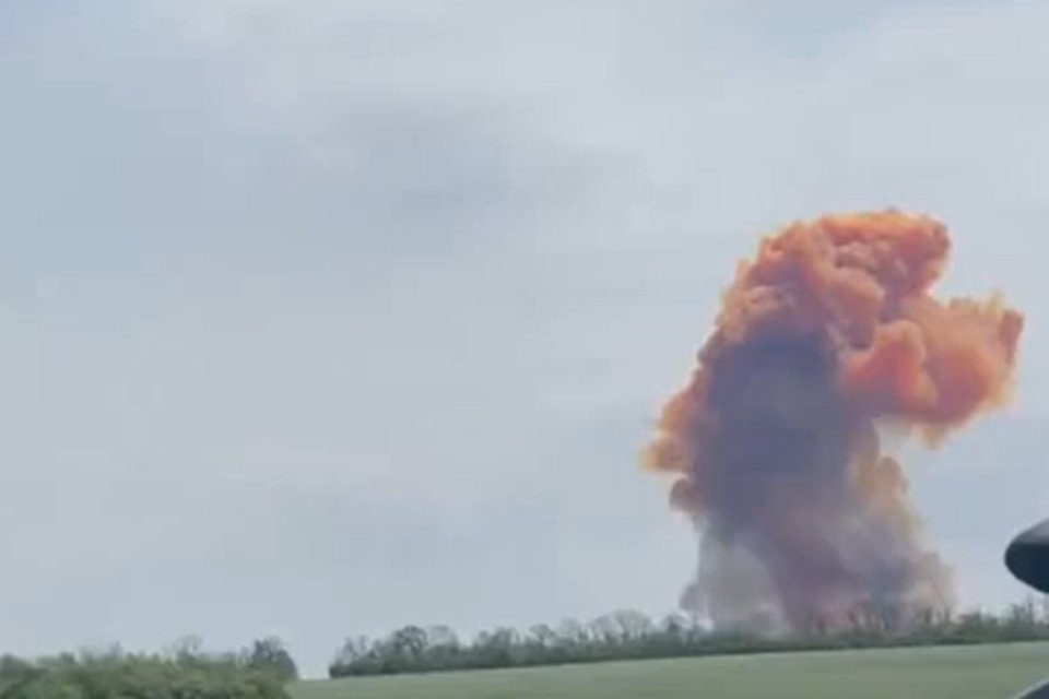 Bombardeio no leste da Ucrânia causa vazamento de nitrato de amônio